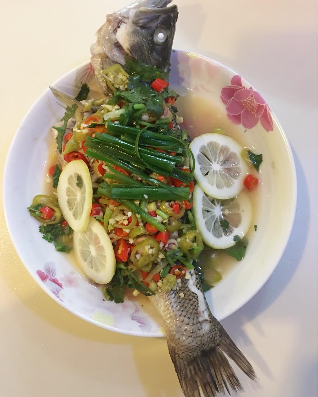 泰式青柠檬蒸鱼
