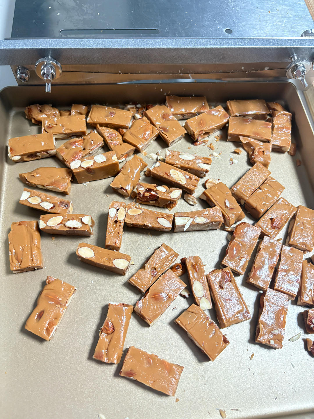 👩‍🍳复刻皮爷太妃糖：配方就这么让我搞到了？