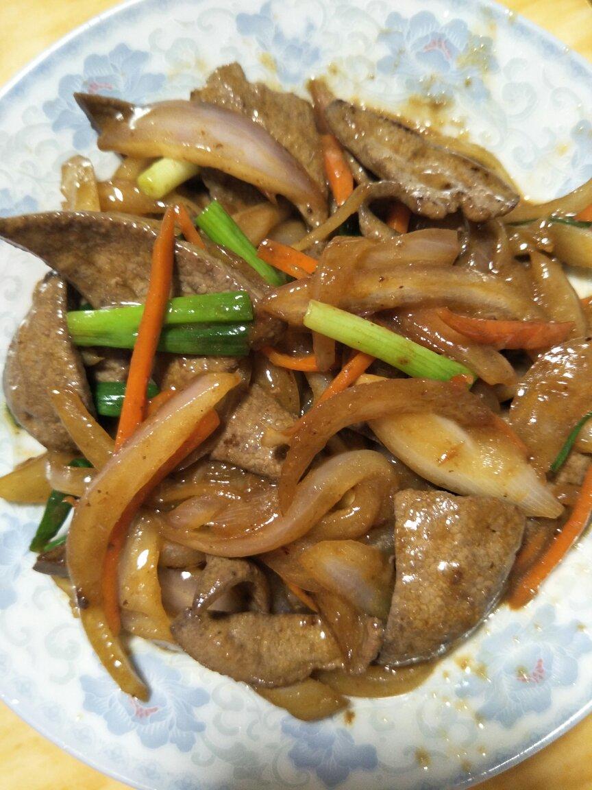 玉树琼儿做的洋葱炒猪肝