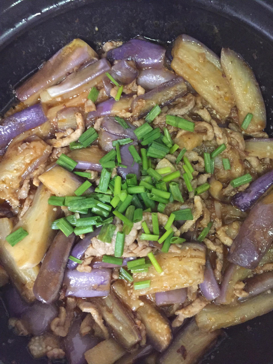 省油好吃的广式肉末茄子煲