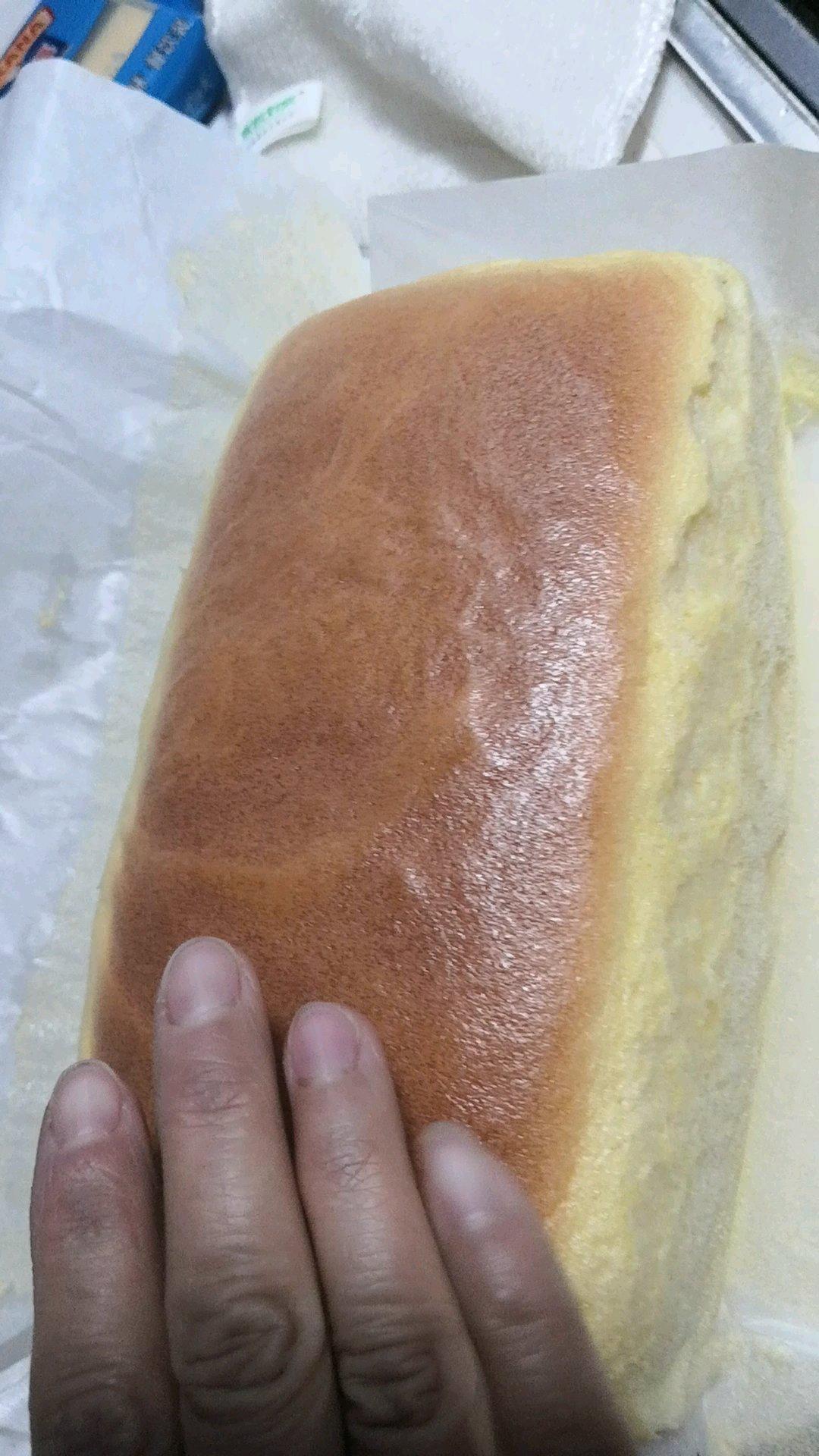 堪比柯基屁股
爆浆芝士🧀古早蛋糕