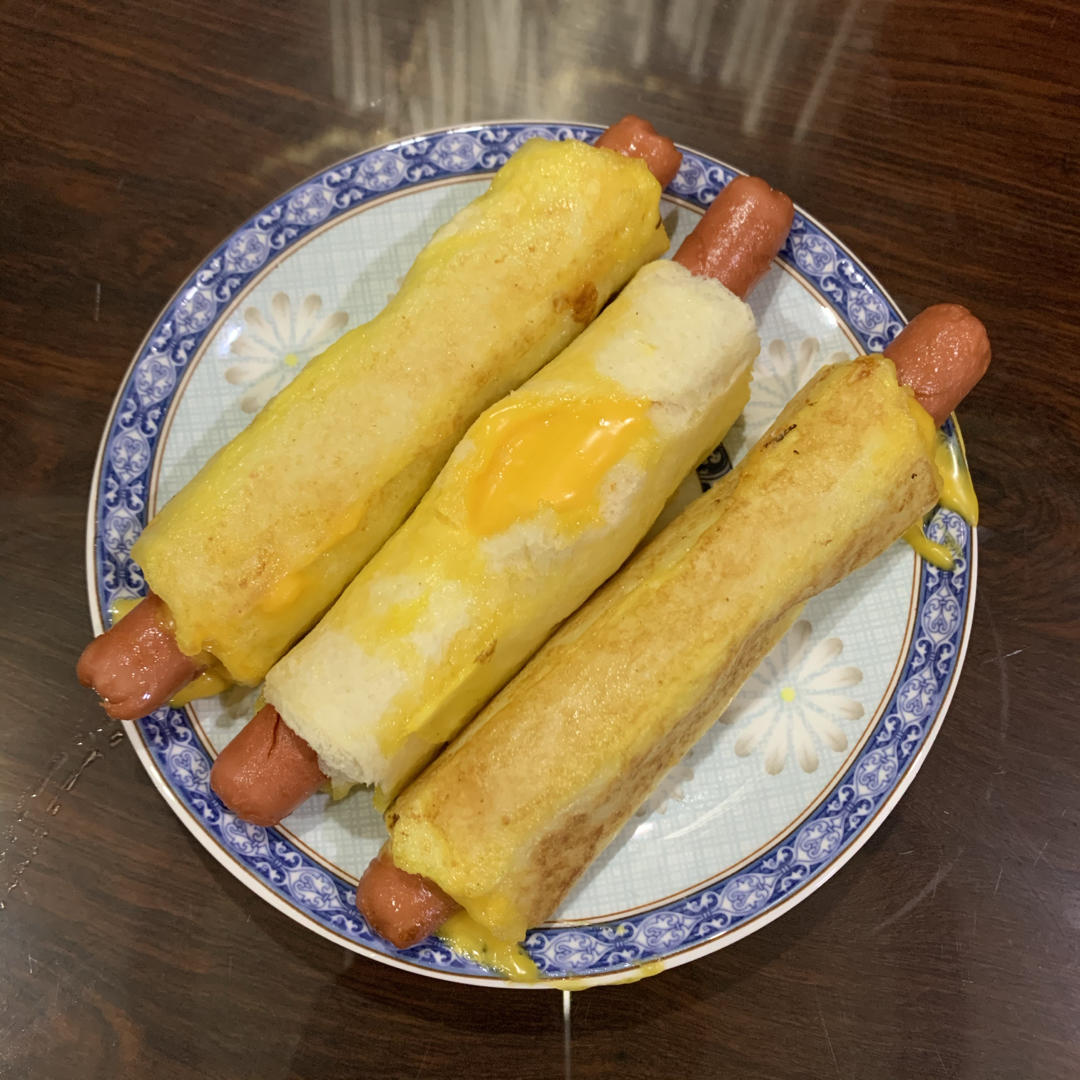 吐司的N种吃法：这可能是最简单的那一种（火腿吐司卷）