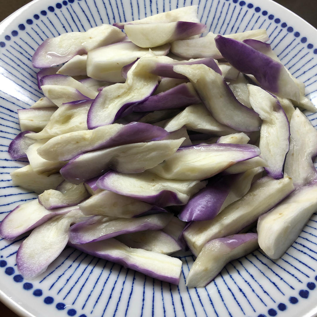 如何蒸出好看的紫色茄子