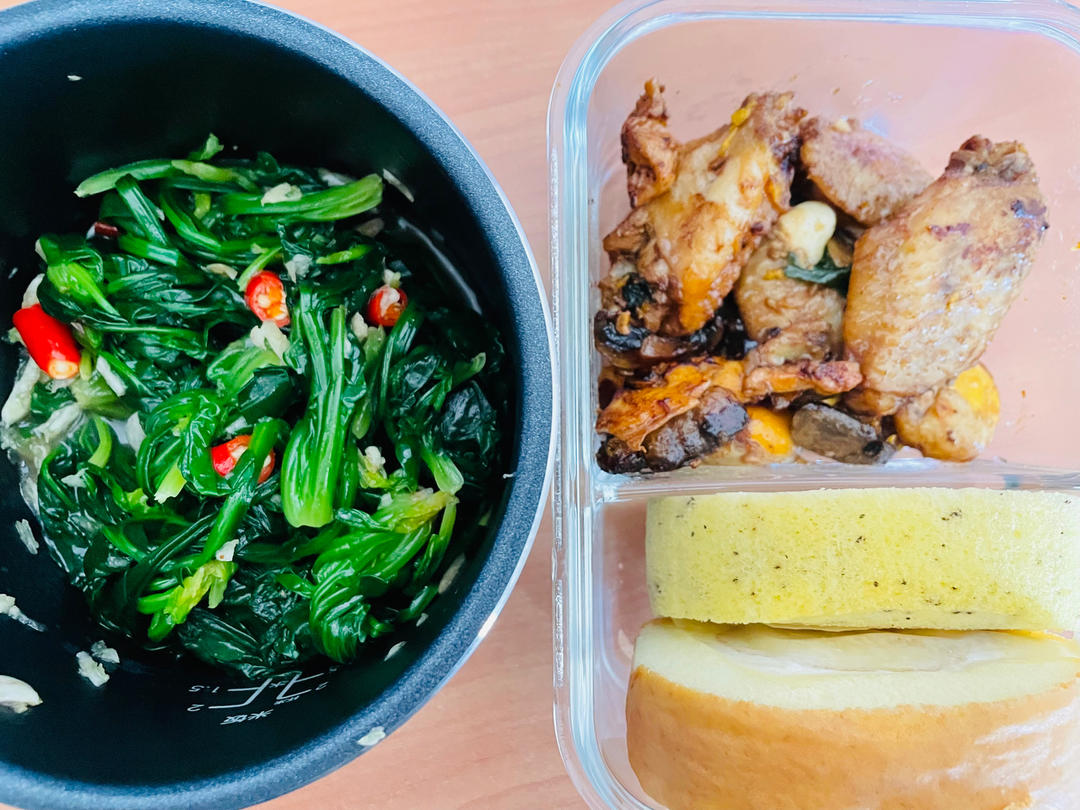 凉拌菠菜(家传秘方)