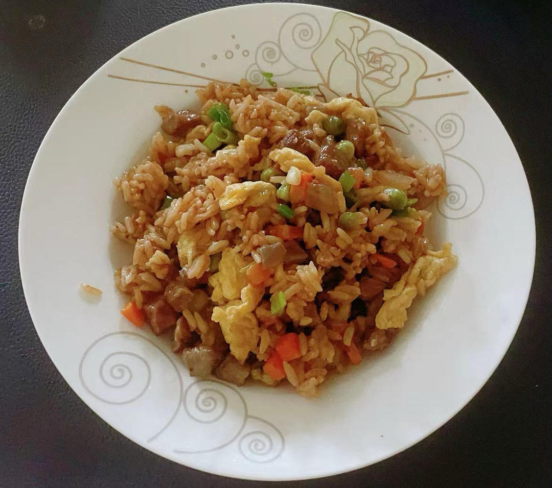 蒙特利风味牛肉炒饭