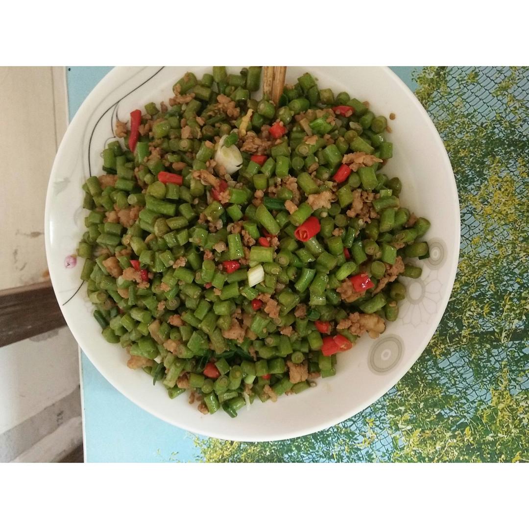 肉沫豆角下饭菜