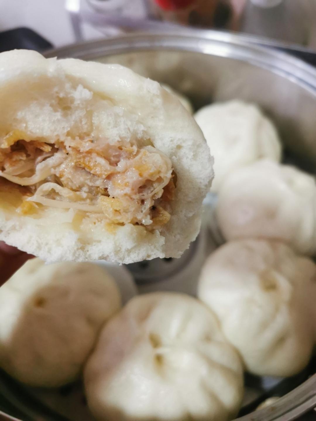 萝卜丝鲜肉包