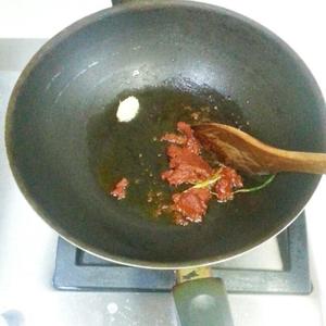 泰式红咖喱土豆鸡翅的做法 步骤2