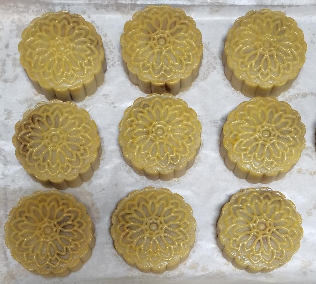 广式月饼——蛋黄莲蓉月饼