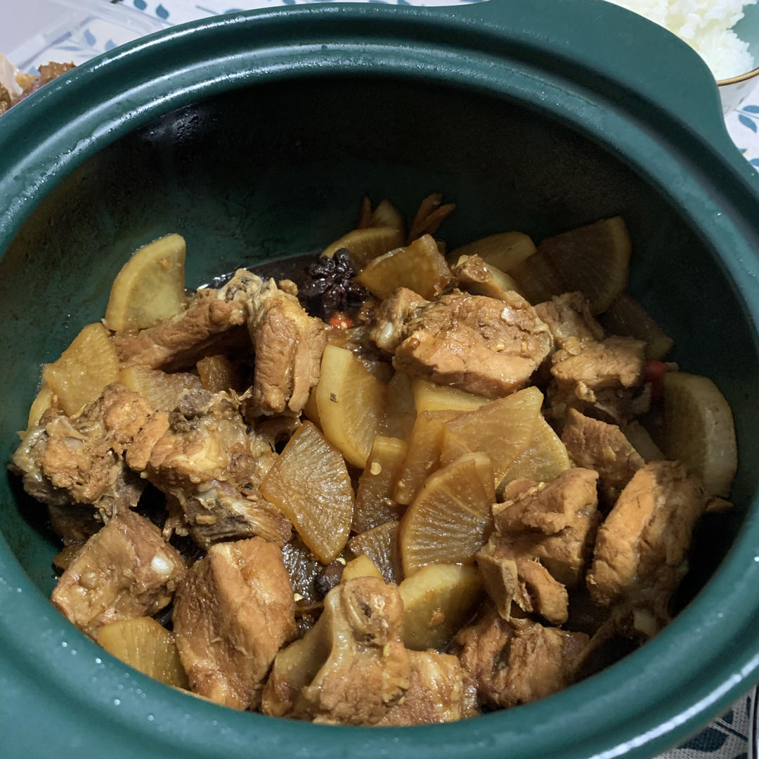 萝卜红烧排骨