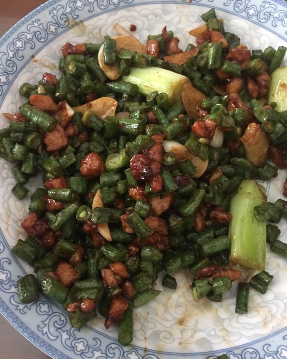 肉沫豆角下饭菜