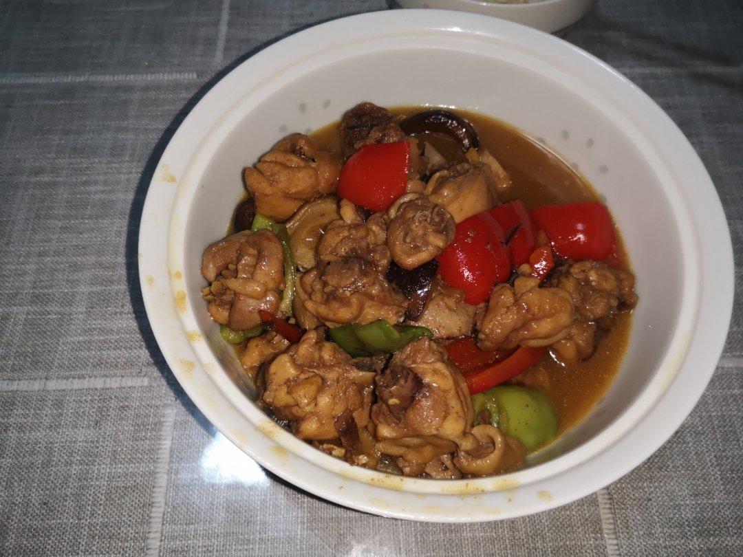 好吃到原地爆炸的黄焖鸡