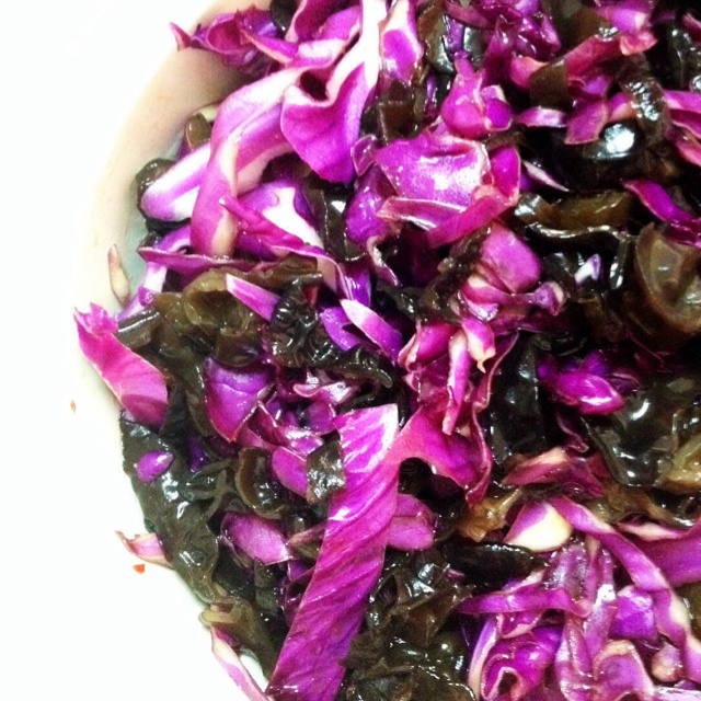 紫甘蓝拌黑木耳