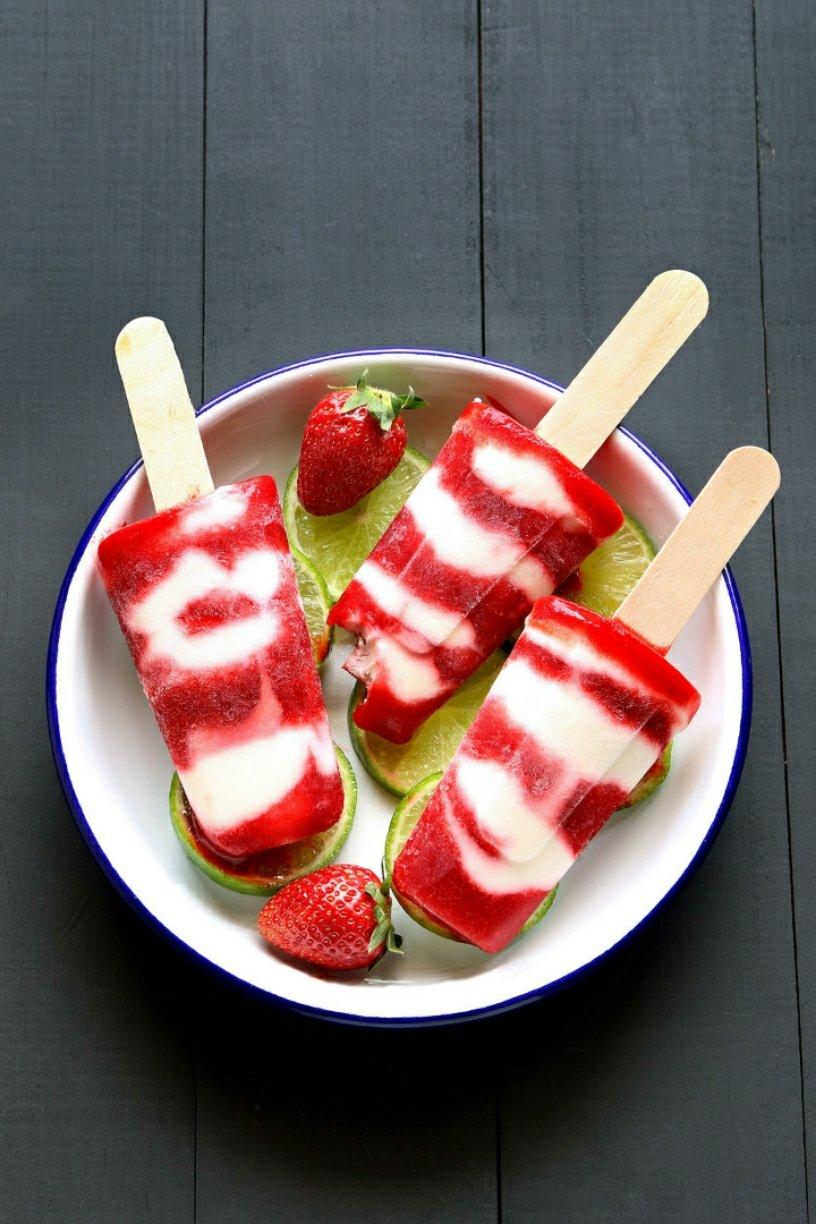 手机用户2209_nbpy做的草莓牛奶冰棍