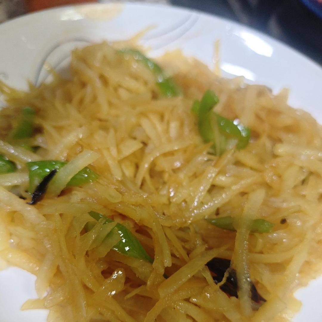 酸辣土豆丝的家常做法 超级下饭
