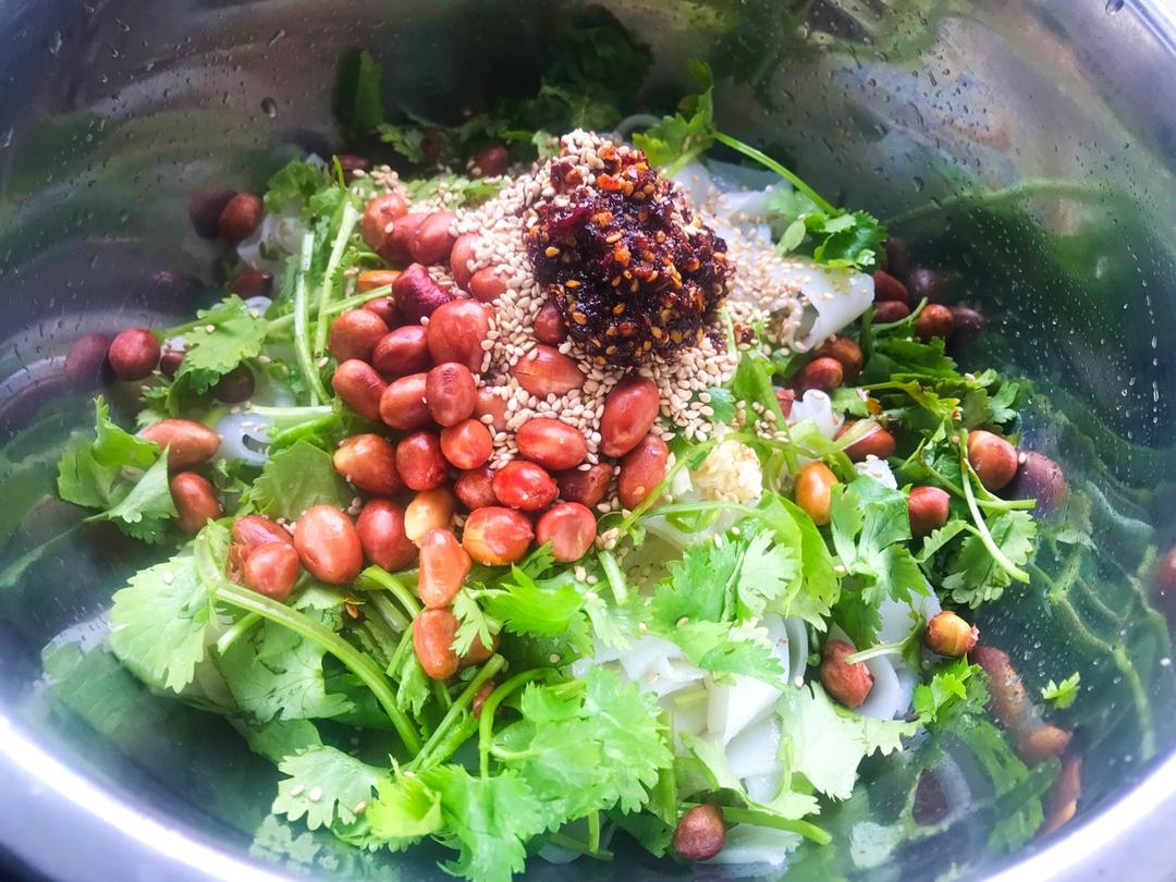 家常凉皮的做法(超详细)