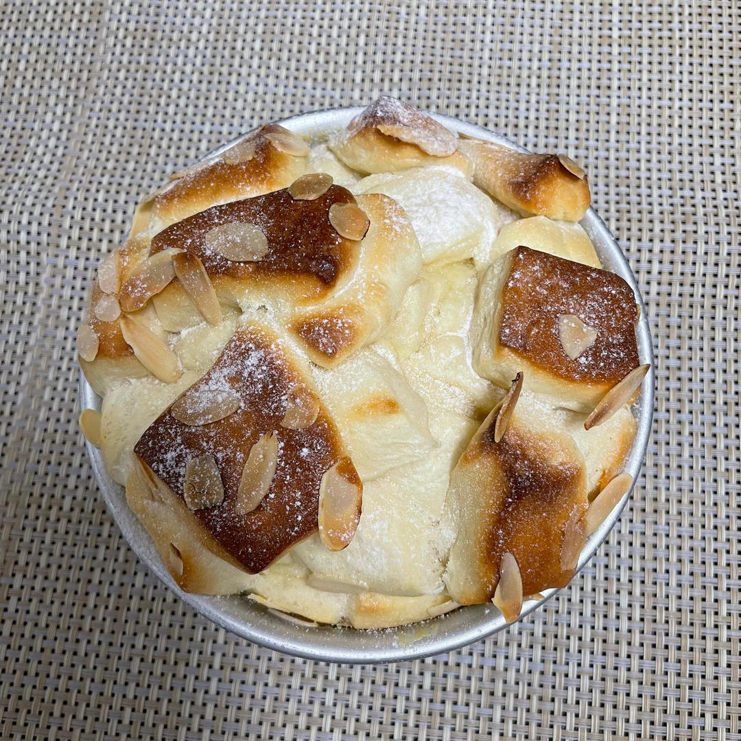 如云朵般柔软～日式炼乳手撕面包💯好吃到爆