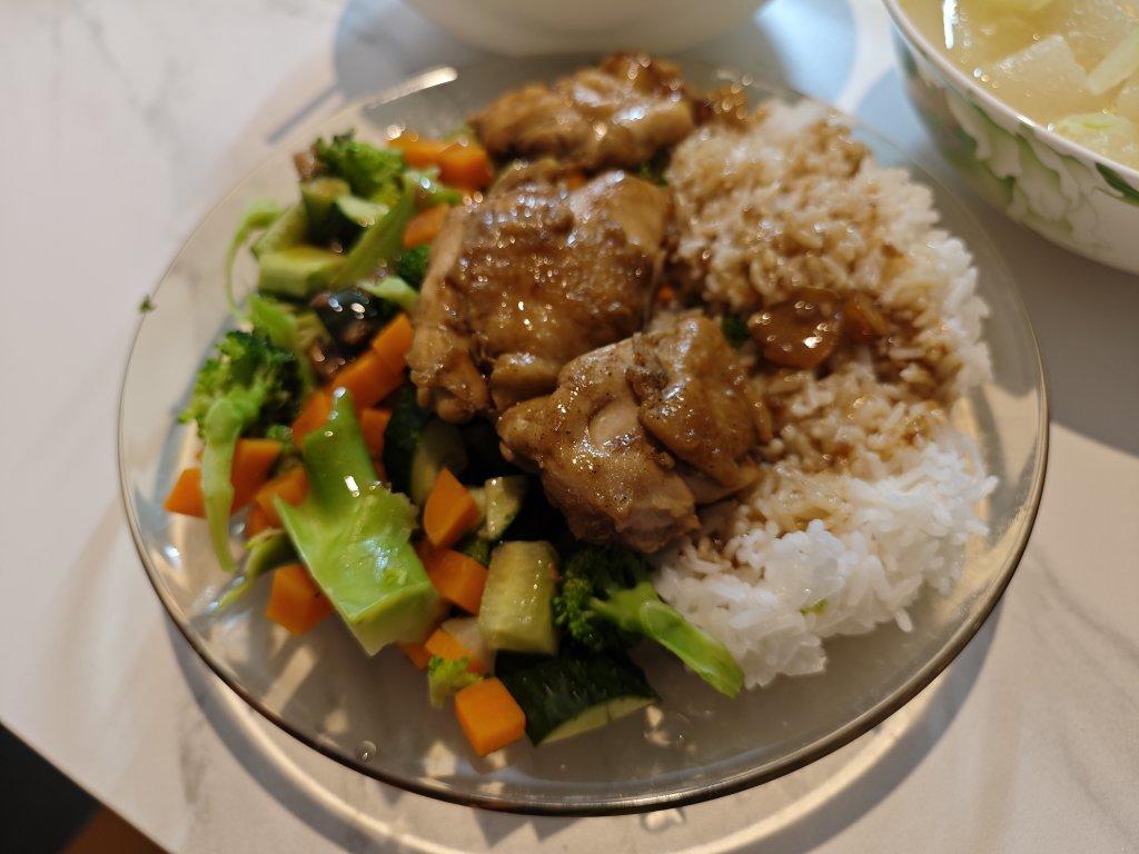 照烧鸡腿饭