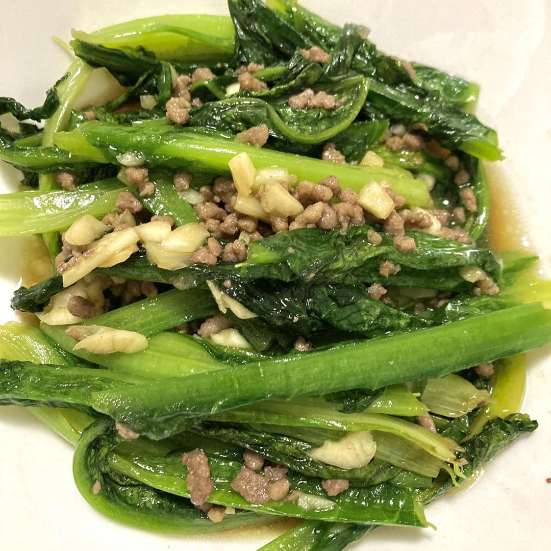 蒜蓉耗油清炒油麦菜，减脂快手菜，宝宝超爱，傻瓜步骤，屡试不爽，好吃且下饭，鲜香爽口！！