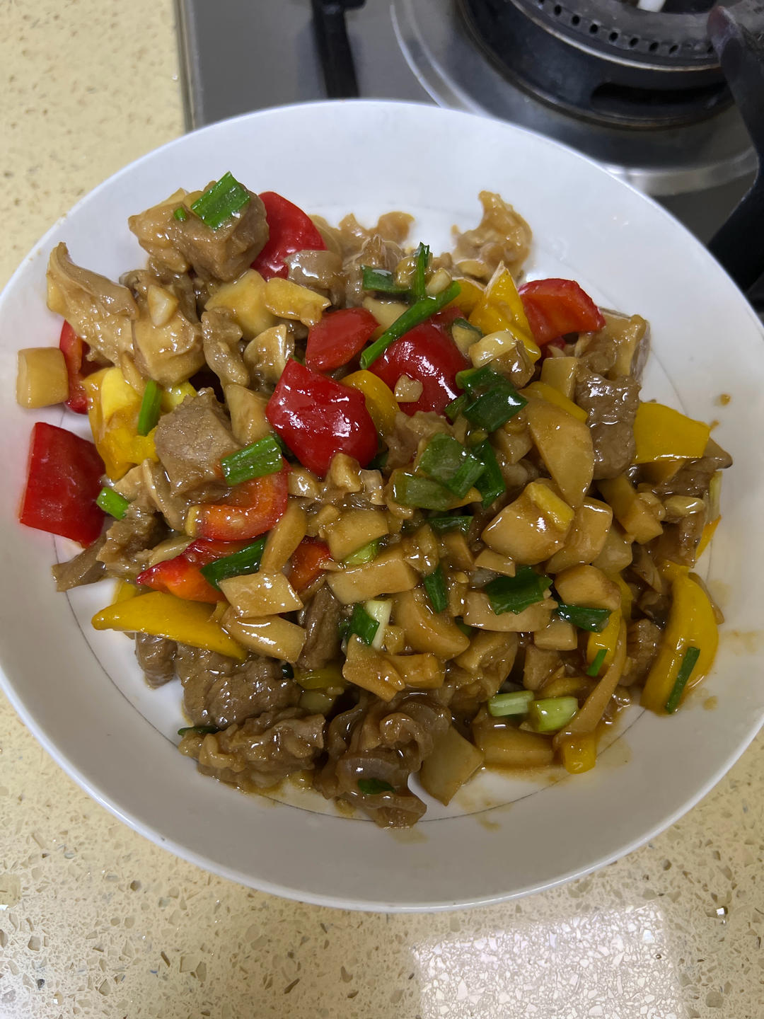 家常菜~杏鲍菇烧牛肉粒