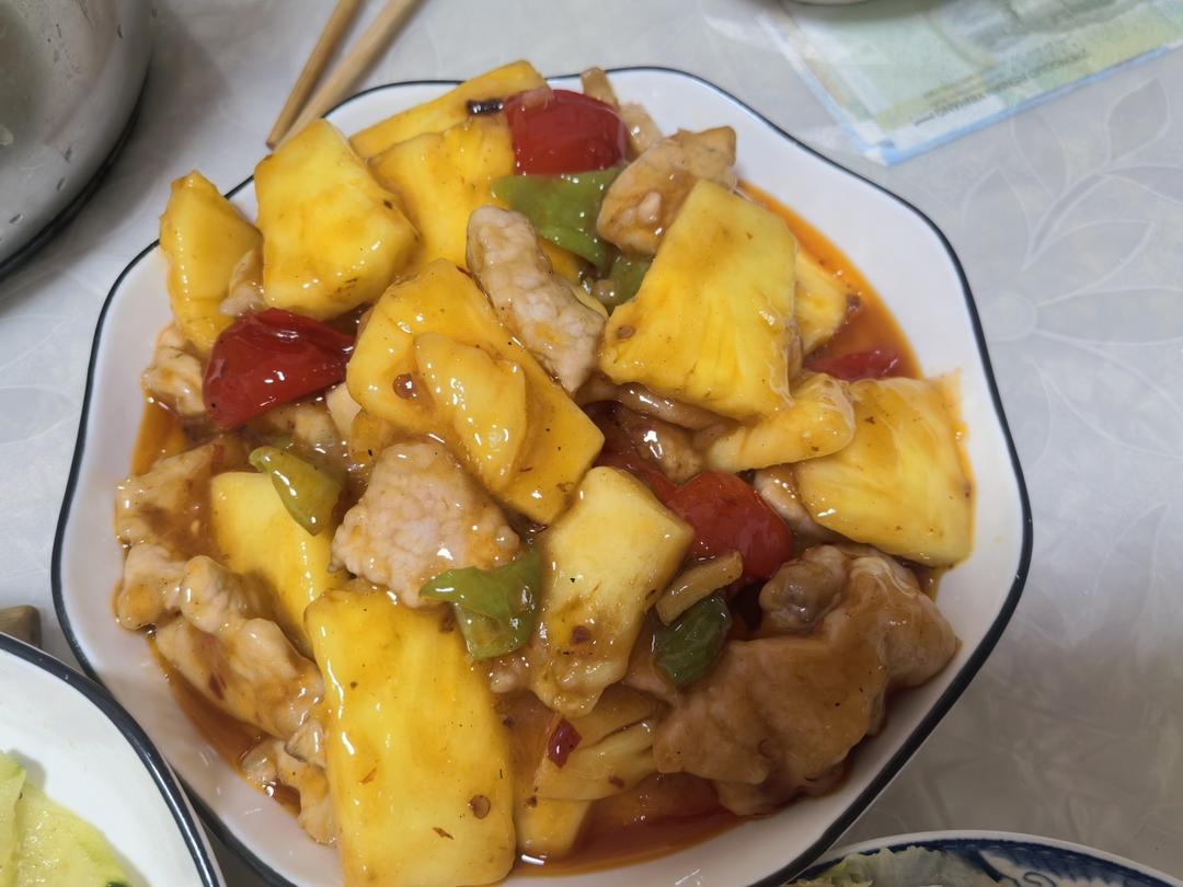 🍍酸甜菠萝咕噜肉