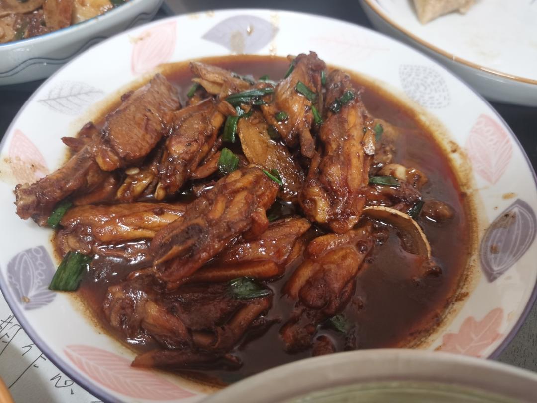 沙茶酱焖鸡翅