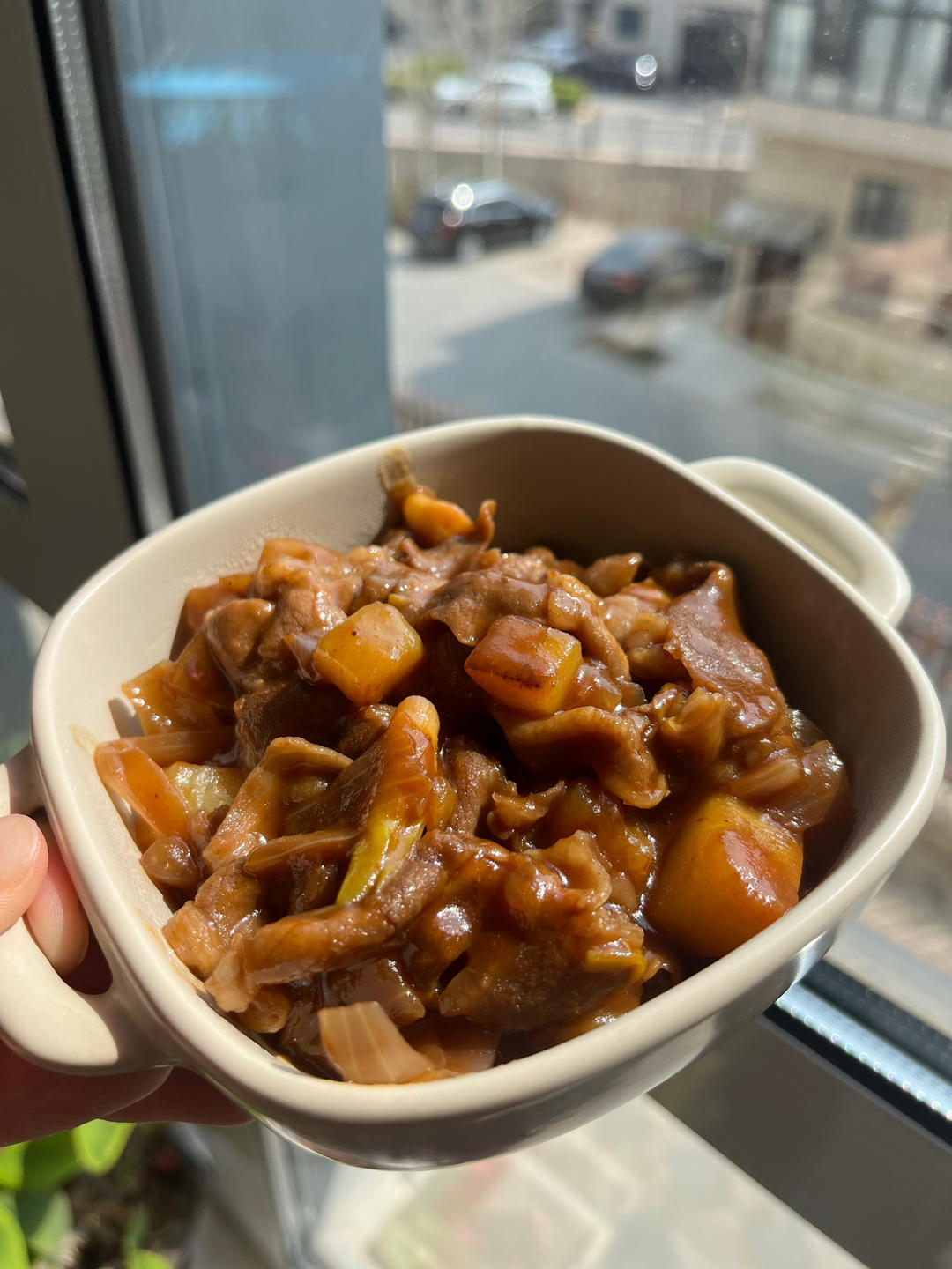 好吃到舔碗底的土豆肥牛拌饭