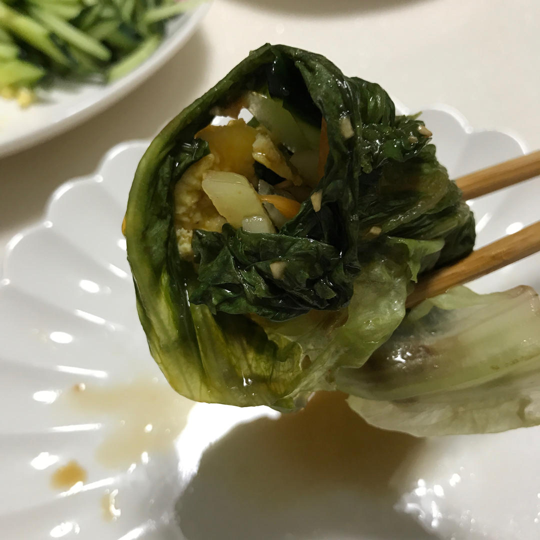 巨简单但很美的✨生菜包✨