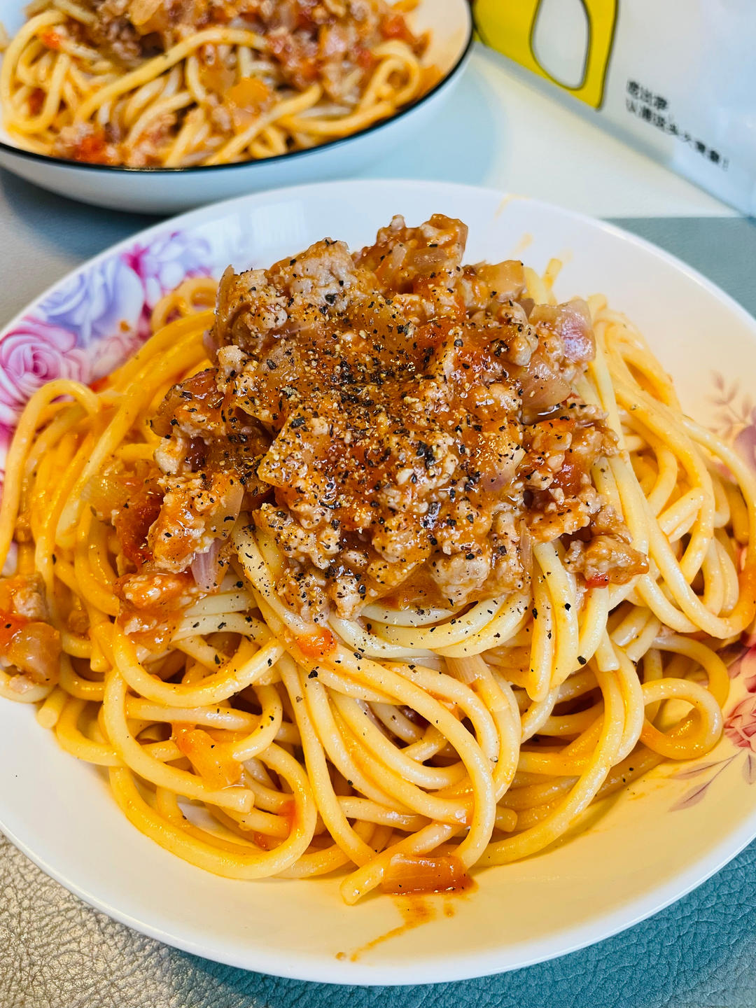 （完胜必胜客的）番茄肉酱意大利面～