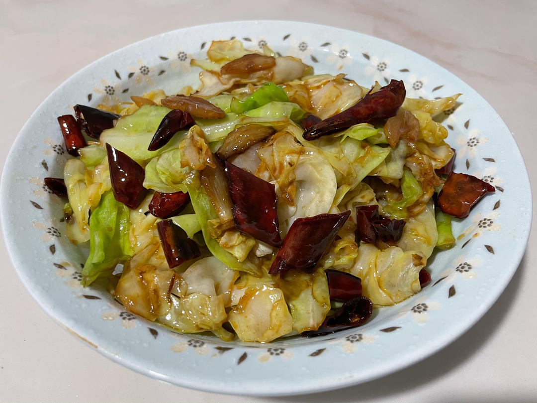 厨师长教你：“手撕包菜”的家常做法,简单又不失美味