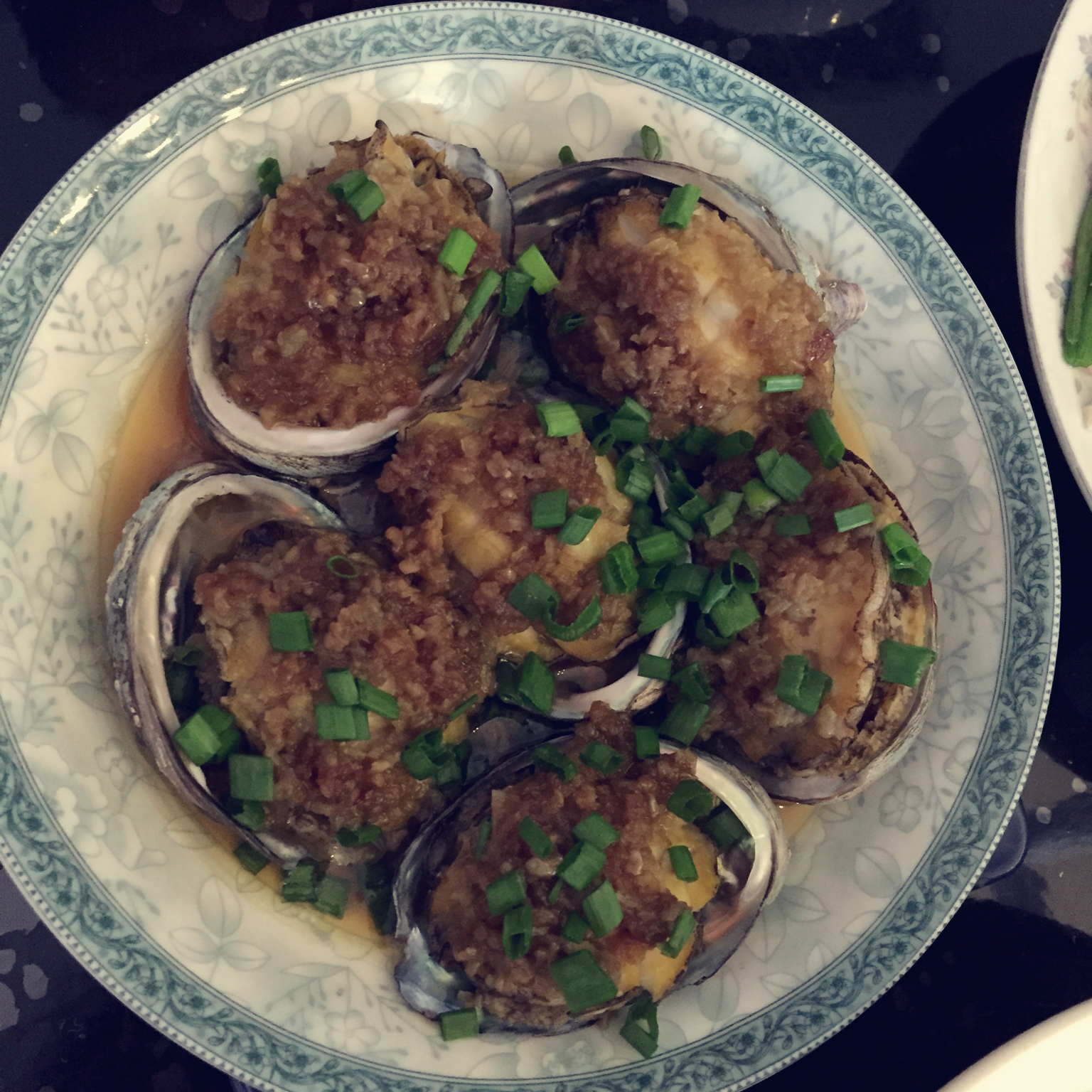 蒜蓉粉丝蒸鲍鱼