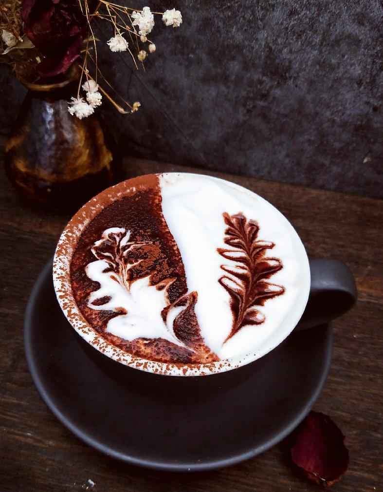 故事家族做的咖啡雕花