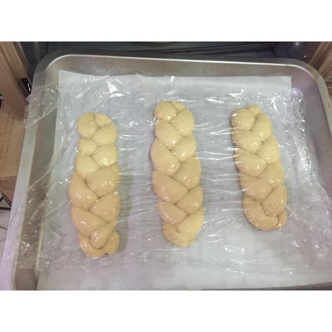 酸奶辫子面包（一次发酵）