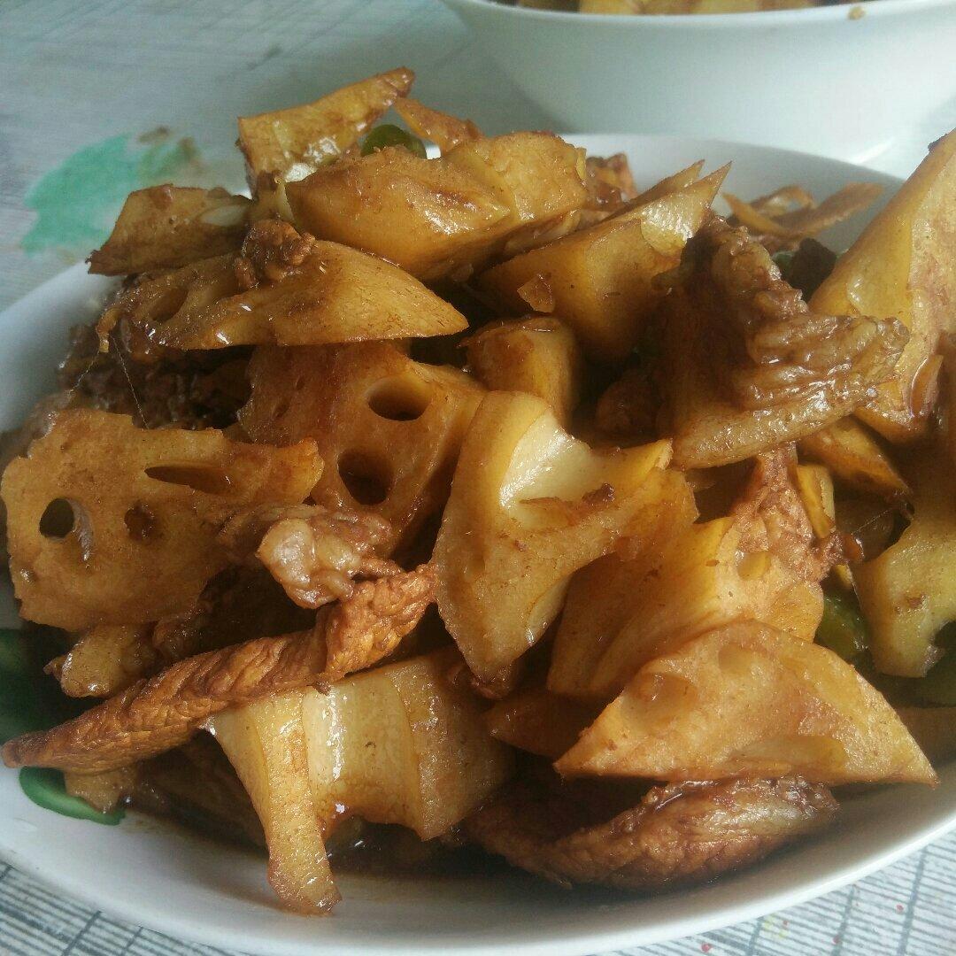 莲藕炒肉