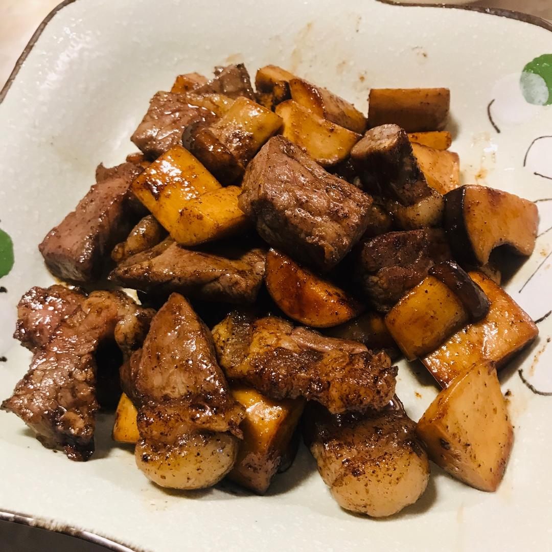 黑胡椒杏鲍菇牛肉粒