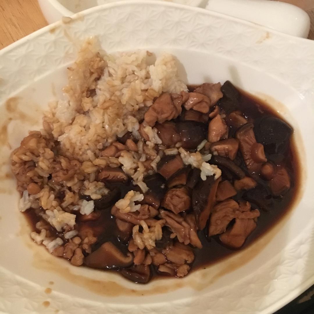 蘑菇滑鸡（香菇滑鸡）
