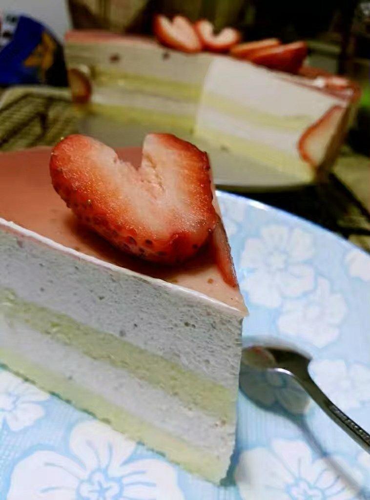《Tinrry+》草莓奶油蛋糕（8寸配方）