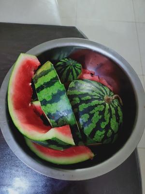 夏日清凉DIY水果蛋糕的做法 步骤1