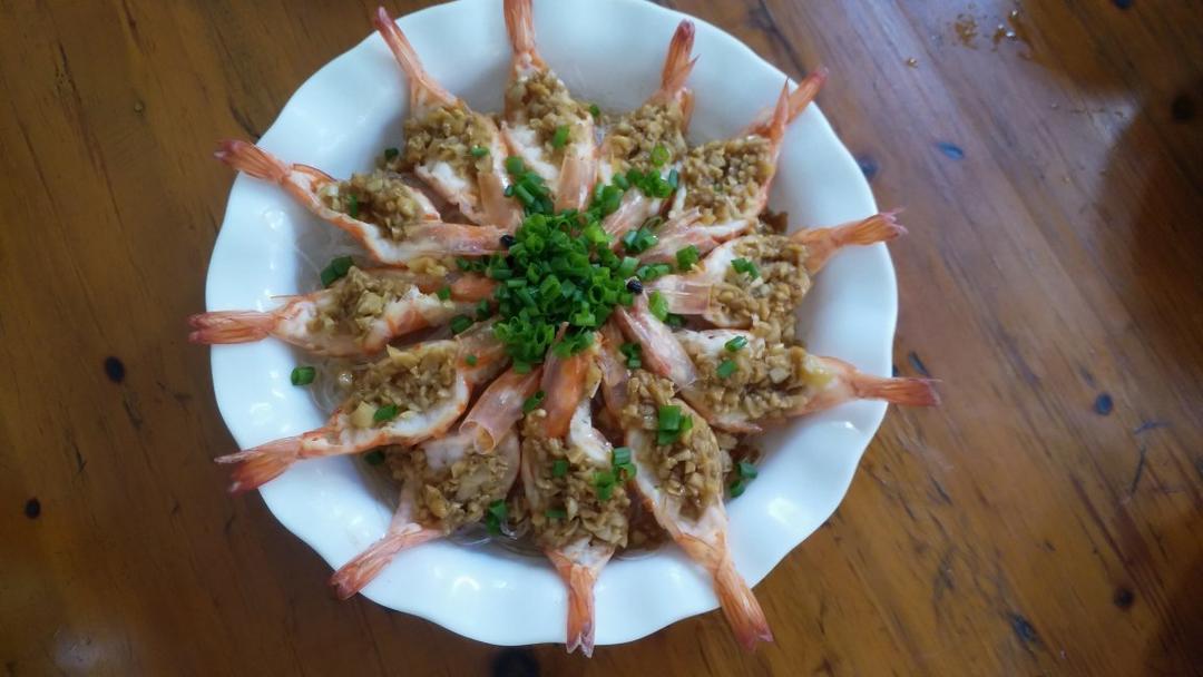 蒜蓉粉丝蒸大虾