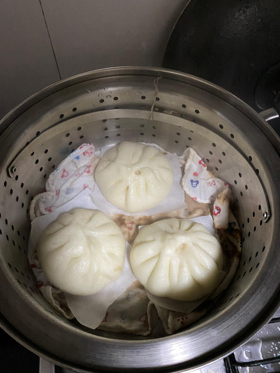 肉包子（猪肉大葱，满口留香）