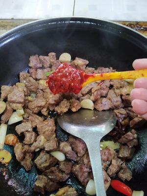 高压锅土豆烧牛肉的做法 步骤6