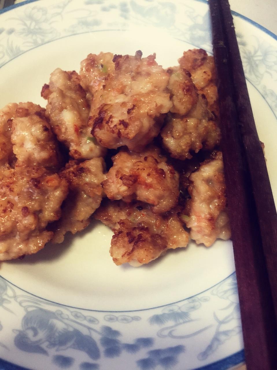 宝宝最爱滴鲜虾小肉饼