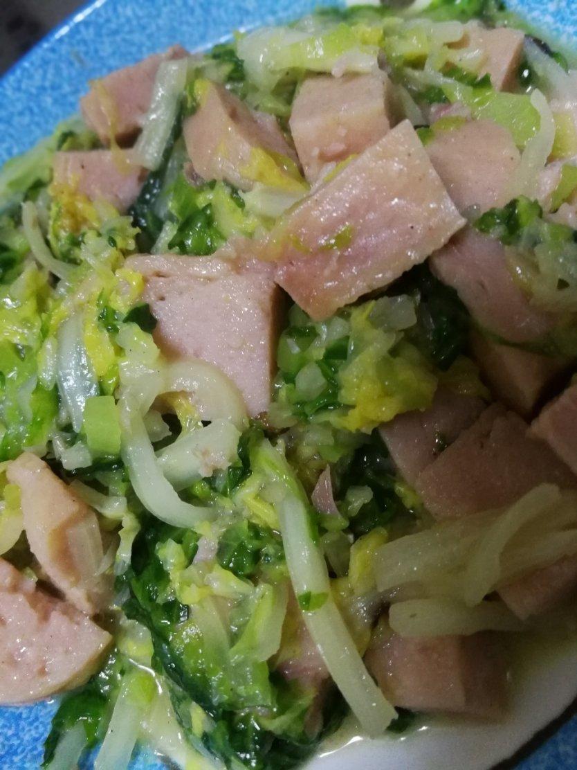 昆明猫猫505做的大白菜炖午餐肉