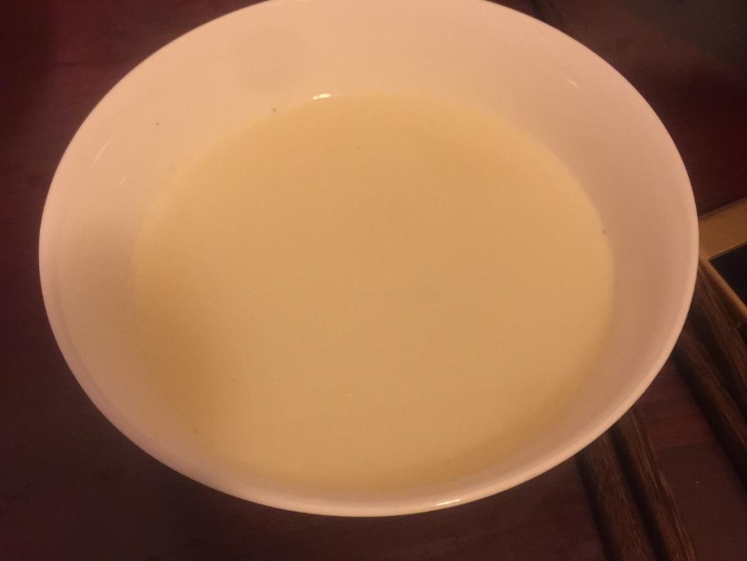 鲫鱼汤 （下奶）