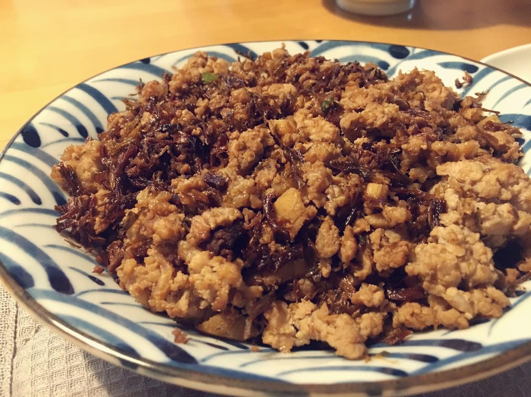 小win做的干菜蒸肉末