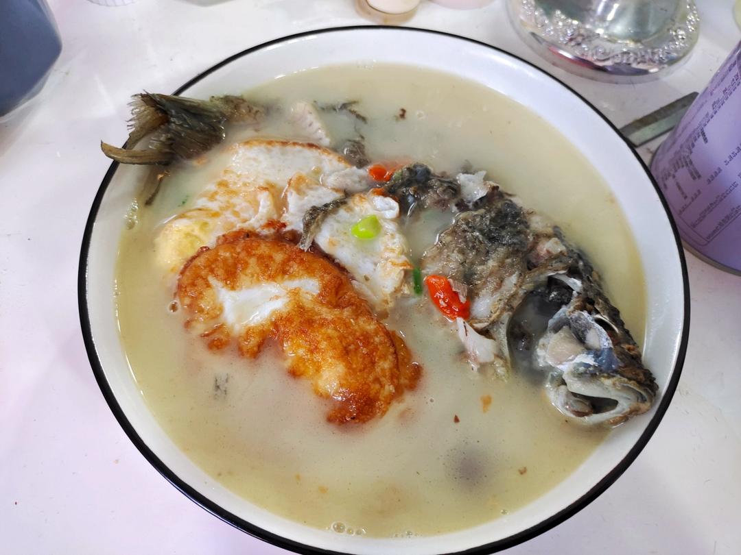 鲜香鲫鱼汤（不腥，下奶，老少皆宜）