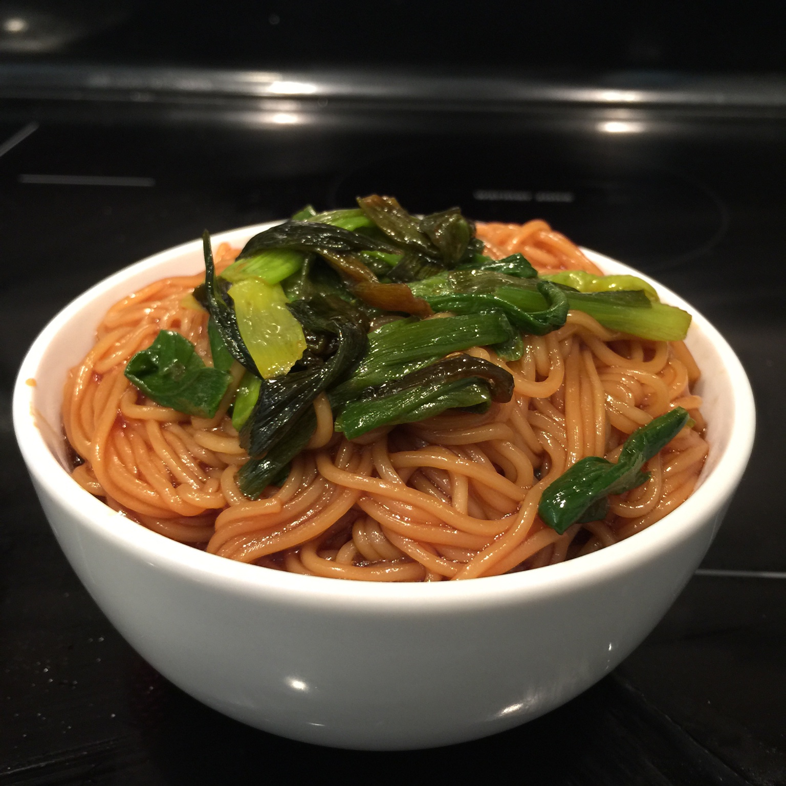 葱油拌面Spring Onion Noodles