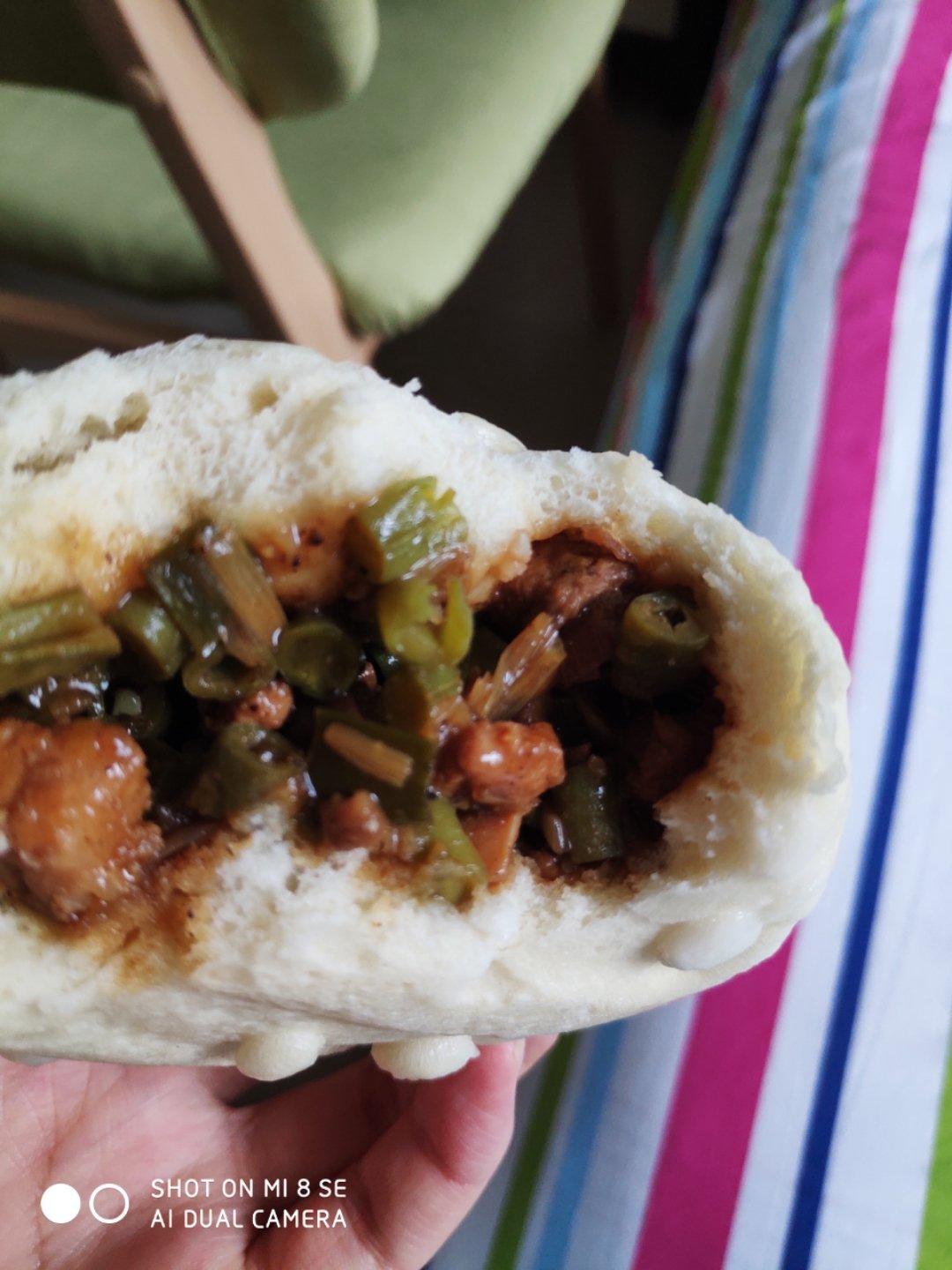 简易版豆角酱肉包