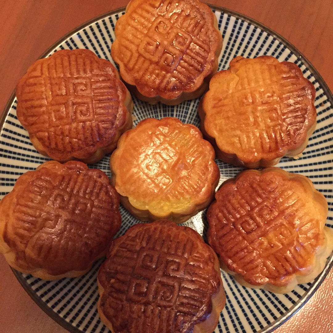 金沙奶黄月饼