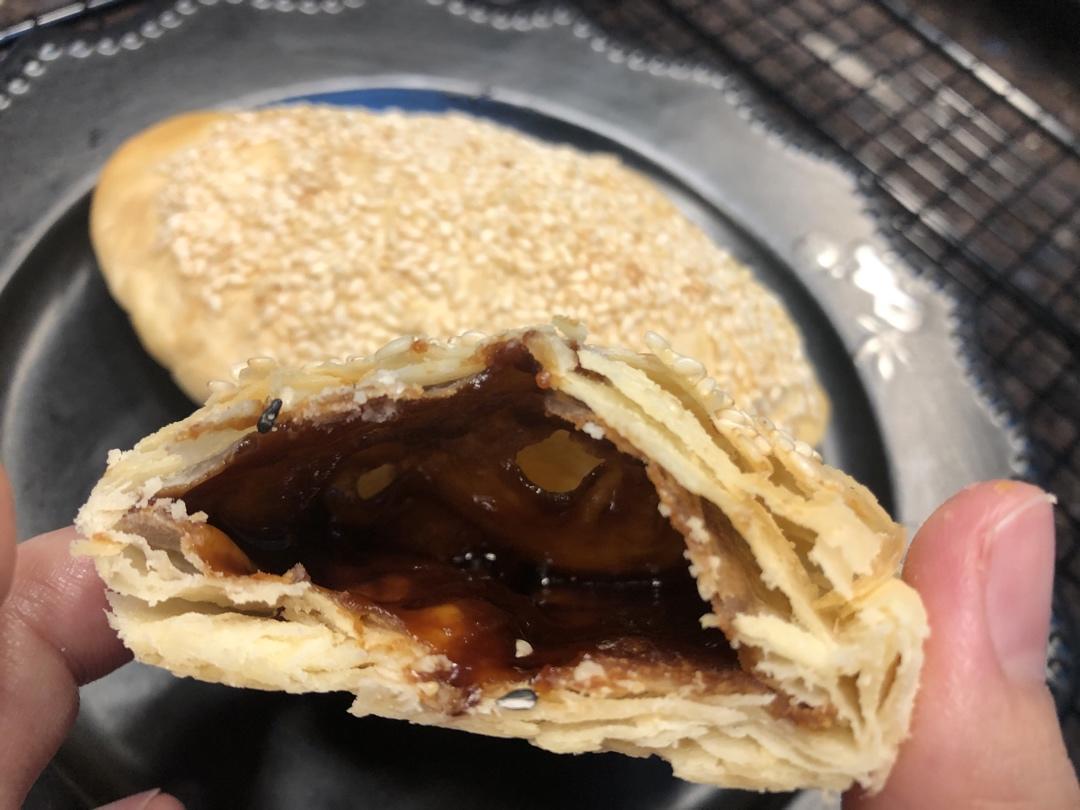会掉渣，会爆浆的红糖烧饼